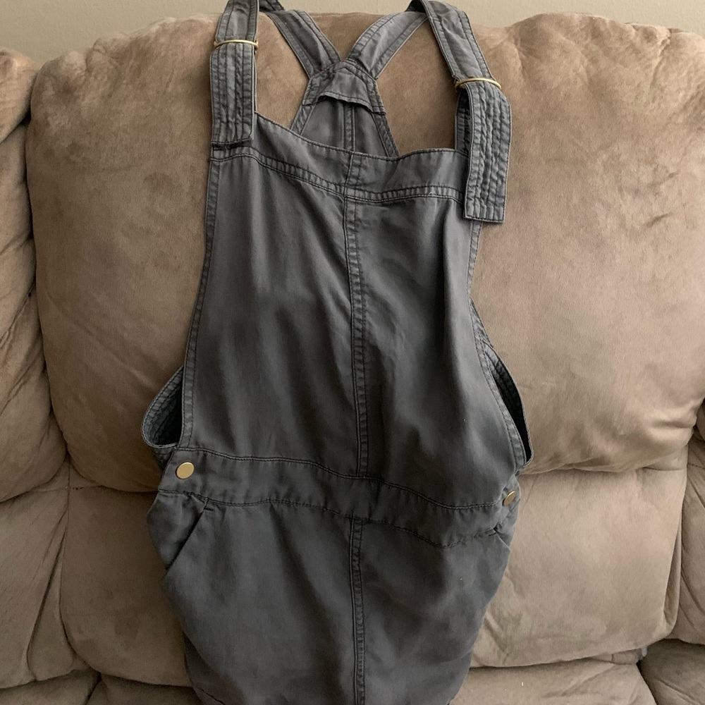 olive green overall shorts
